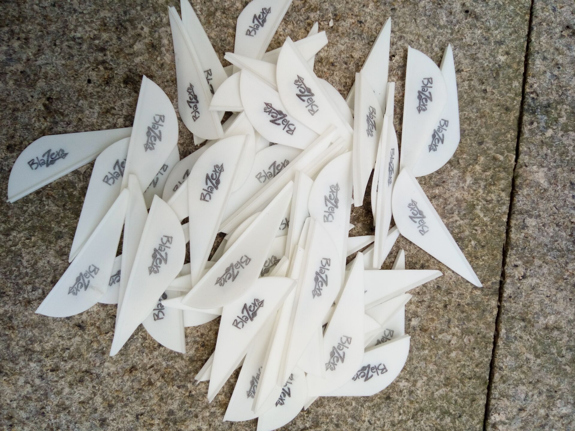 Blazer 2inch white rubber vanes